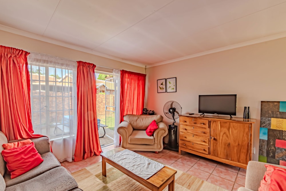 Townhouse sold in Faerie Glen - PT1682526 Townhouse sold in Faerie Glen - PT1682526