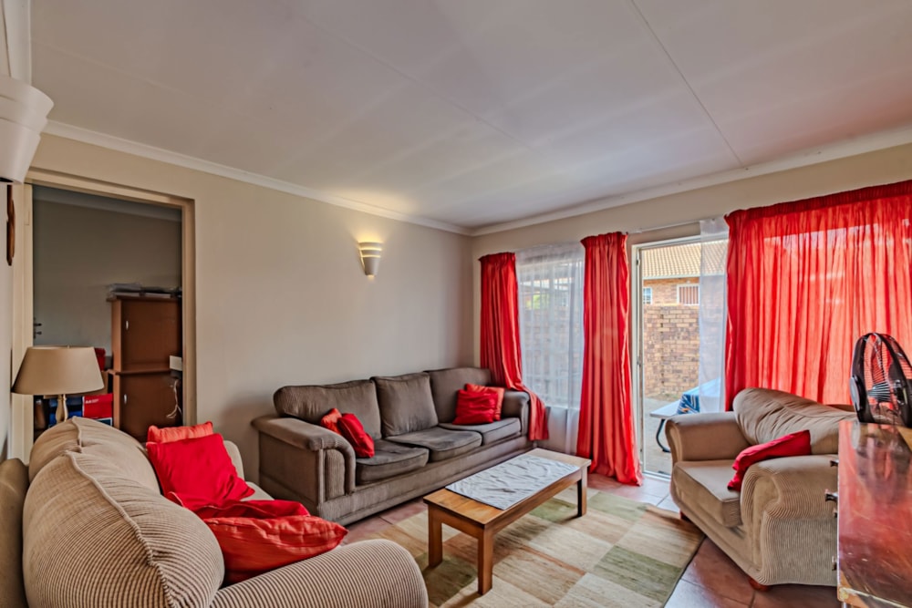 Townhouse sold in Faerie Glen - PT1682526 Townhouse sold in Faerie Glen - PT1682526