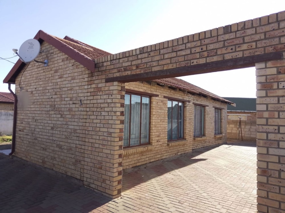 House for sale in Grasslands - 1BX1679863