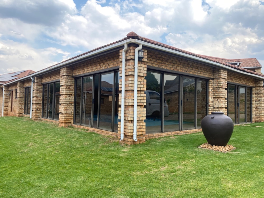 Townhouse to rent in Signal Hill, Newcastle - 1NW1710882 Townhouse to rent in Signal Hill, Newcastle - 1NW1710882