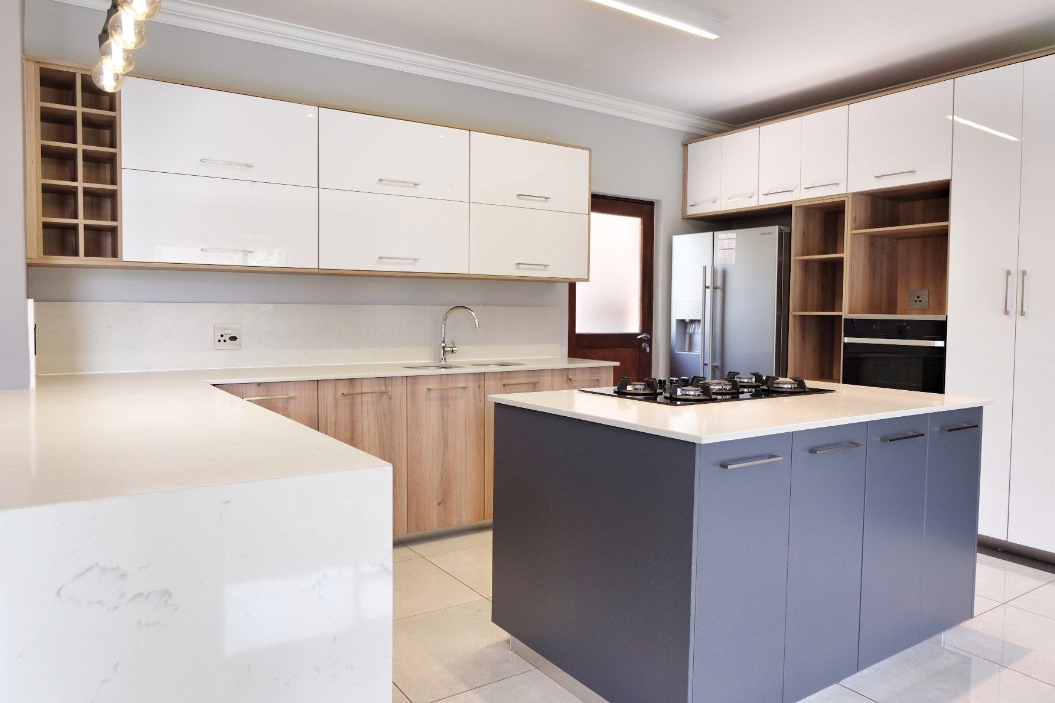 Townhouse let in Southdowns Estate - CNL1705278