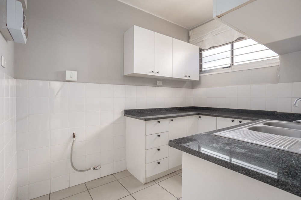 Apartment sold in Morningside, Durban - 1DA1680664 Apartment sold in Morningside, Durban - 1DA1680664