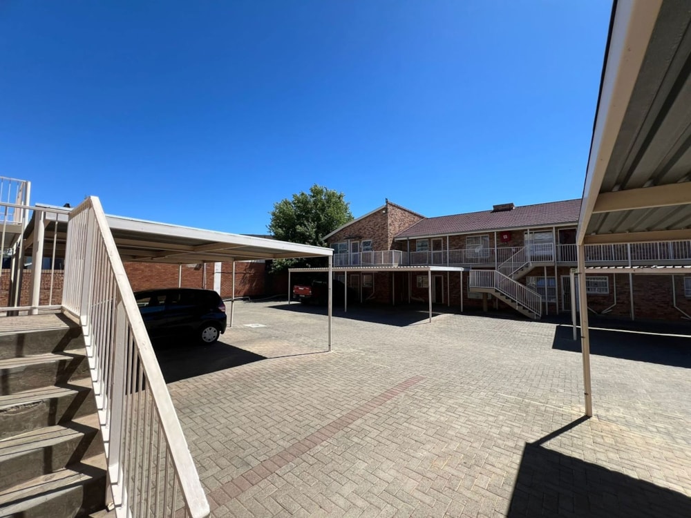 Townhouse sold in Universitas - 1BX1683244 Townhouse sold in Universitas - 1BX1683244