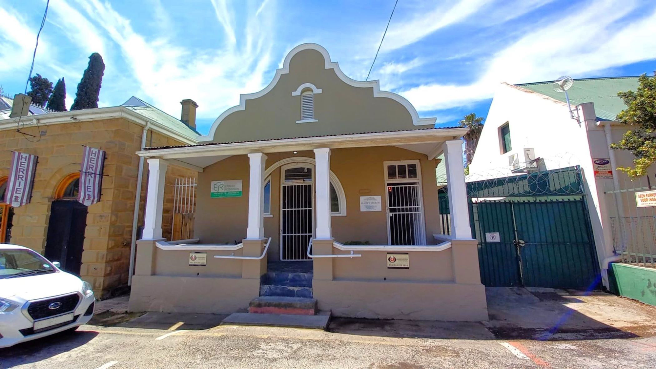 House for sale in Oudtshoorn Central - 1OU1680416