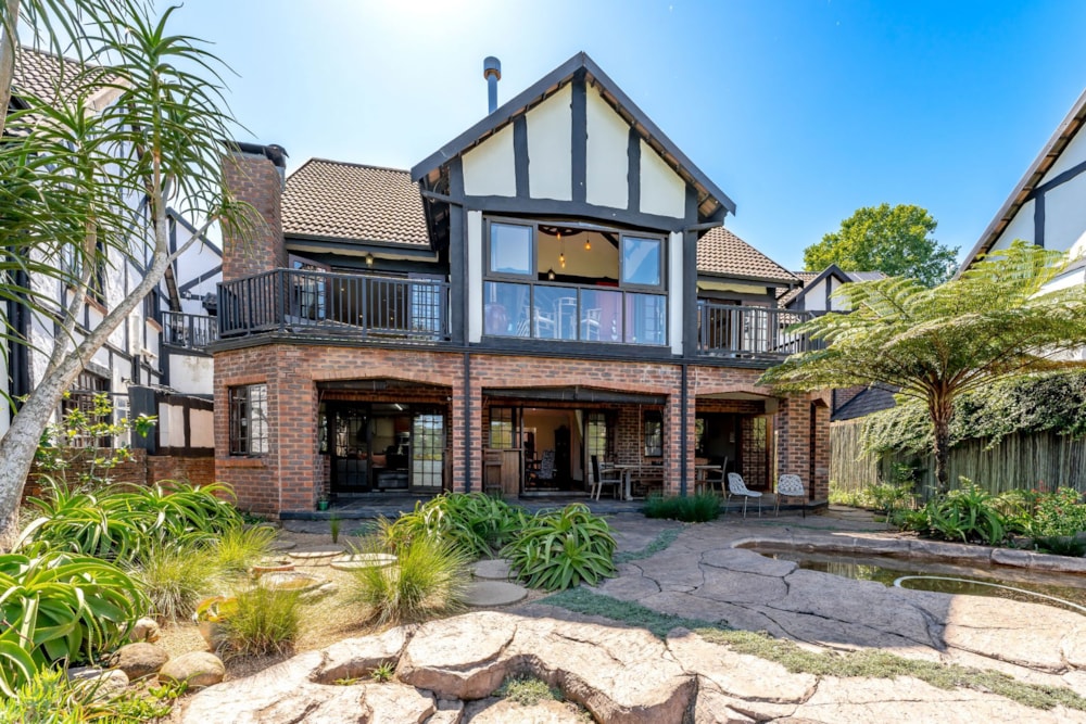 Townhouse sold in Hillcrest, Upper Highway - 1KF1681657