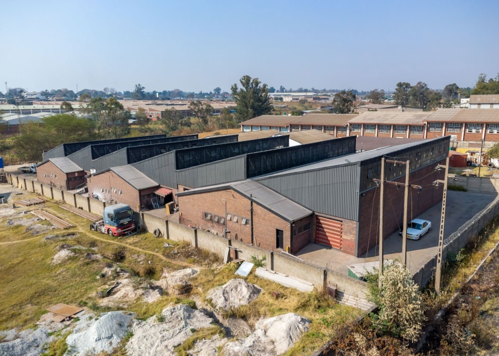 Commercial industrial property for sale in Msasa, Zimbabwe - 3ZB1681175