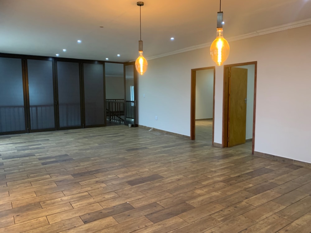Penthouse apartment let in Durban North - 1ND1672120 Penthouse apartment let in Durban North - 1ND1672120