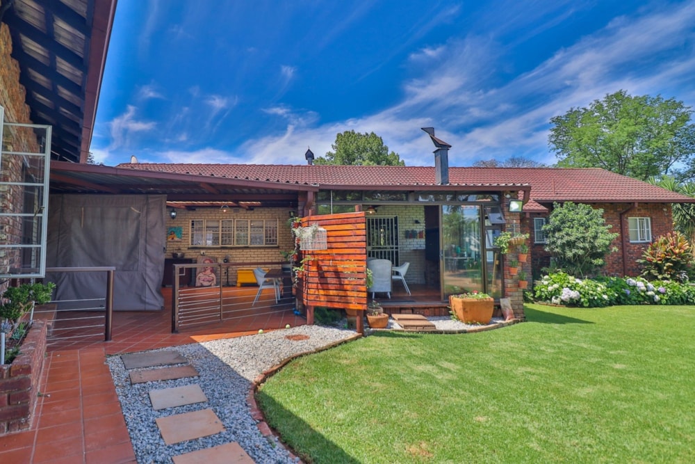 House sold in Kingsview - 1WR1682271 House sold in Kingsview - 1WR1682271