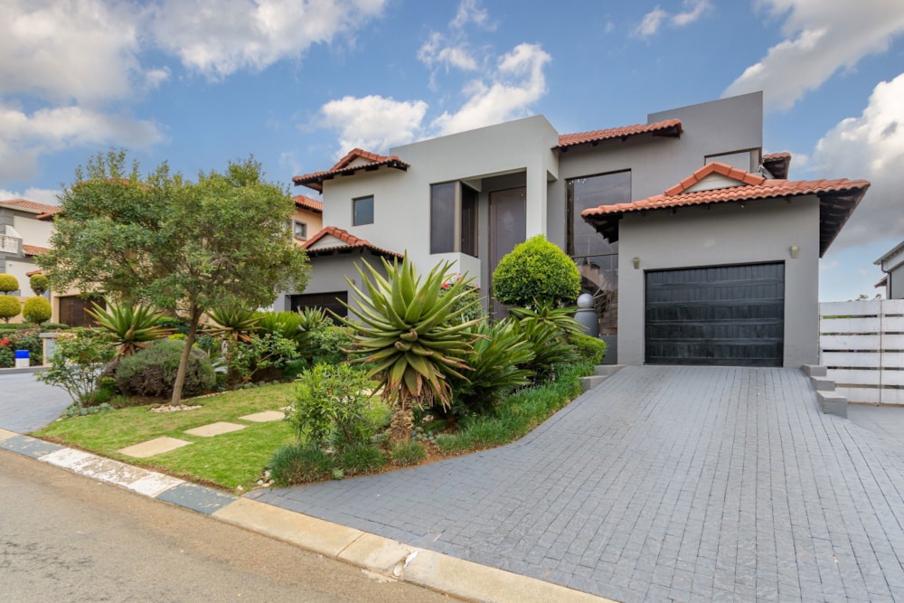 House for sale in Aspen Hills - 1GV1682038