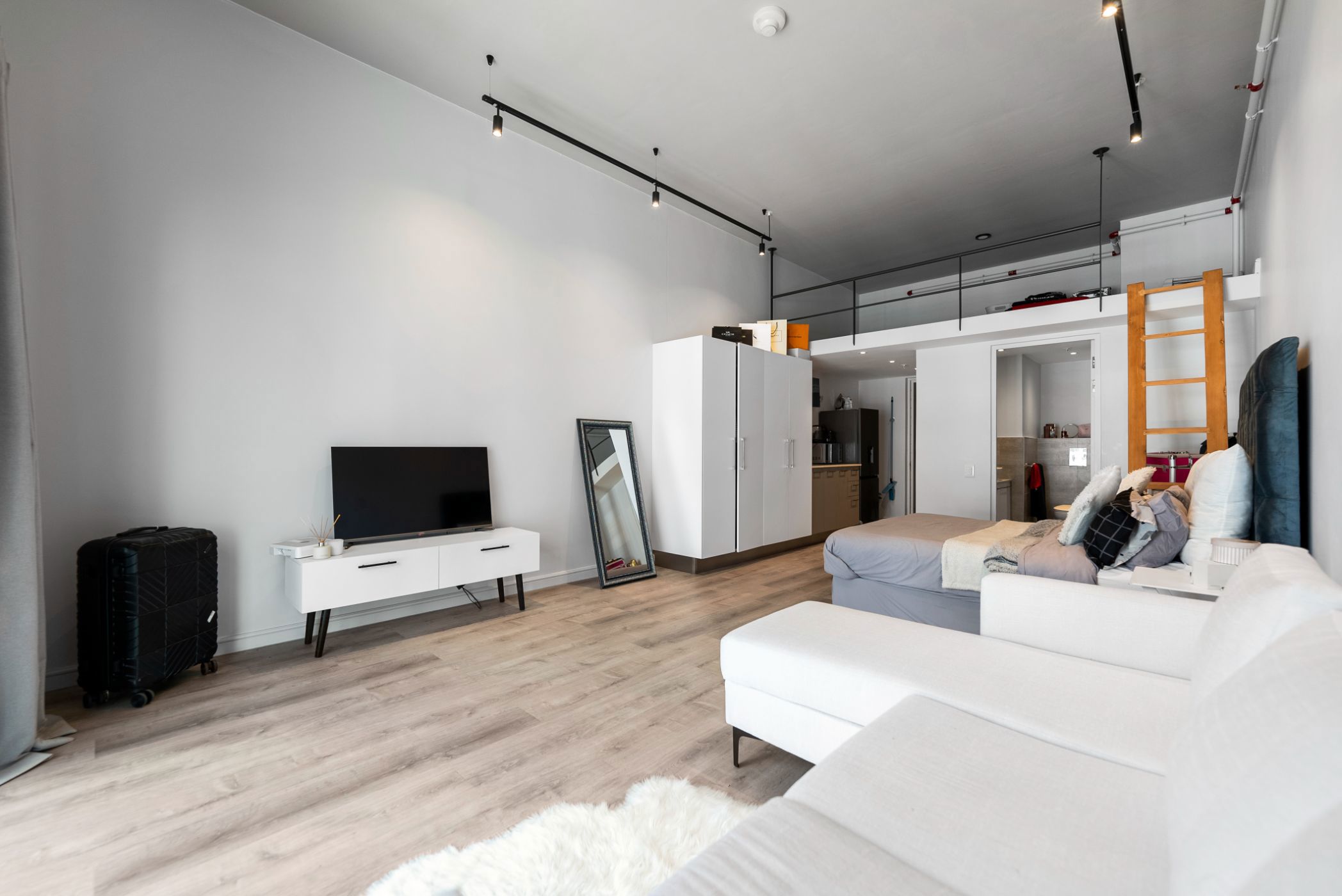 Studio apartment for sale in Foreshore - AS1682055