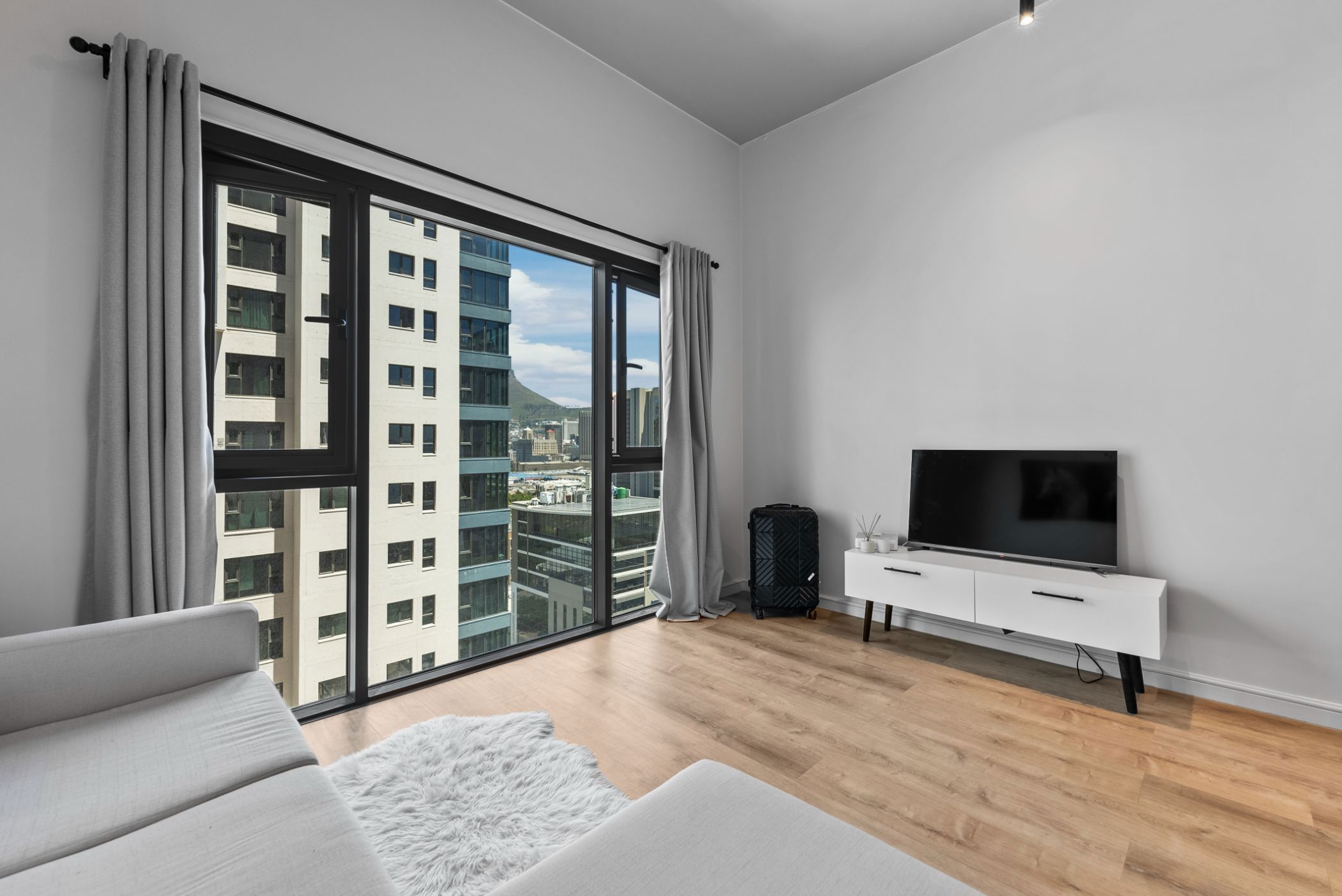Studio apartment for sale in Foreshore - AS1739717
