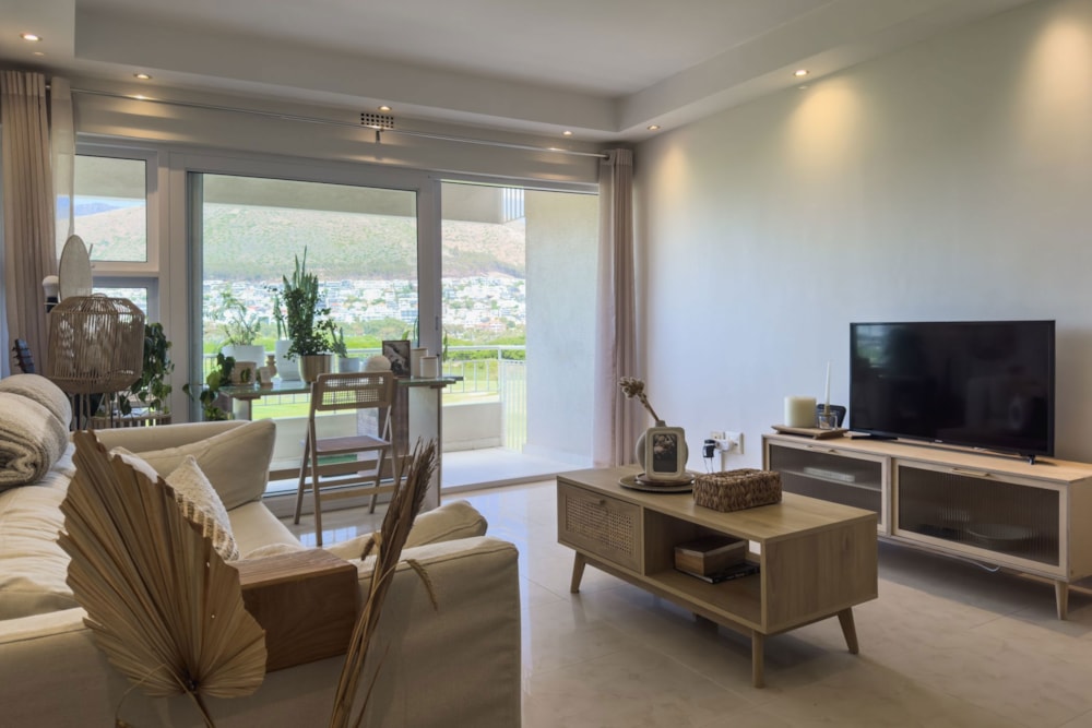 Apartment sold in Mouille Point - AS1681155