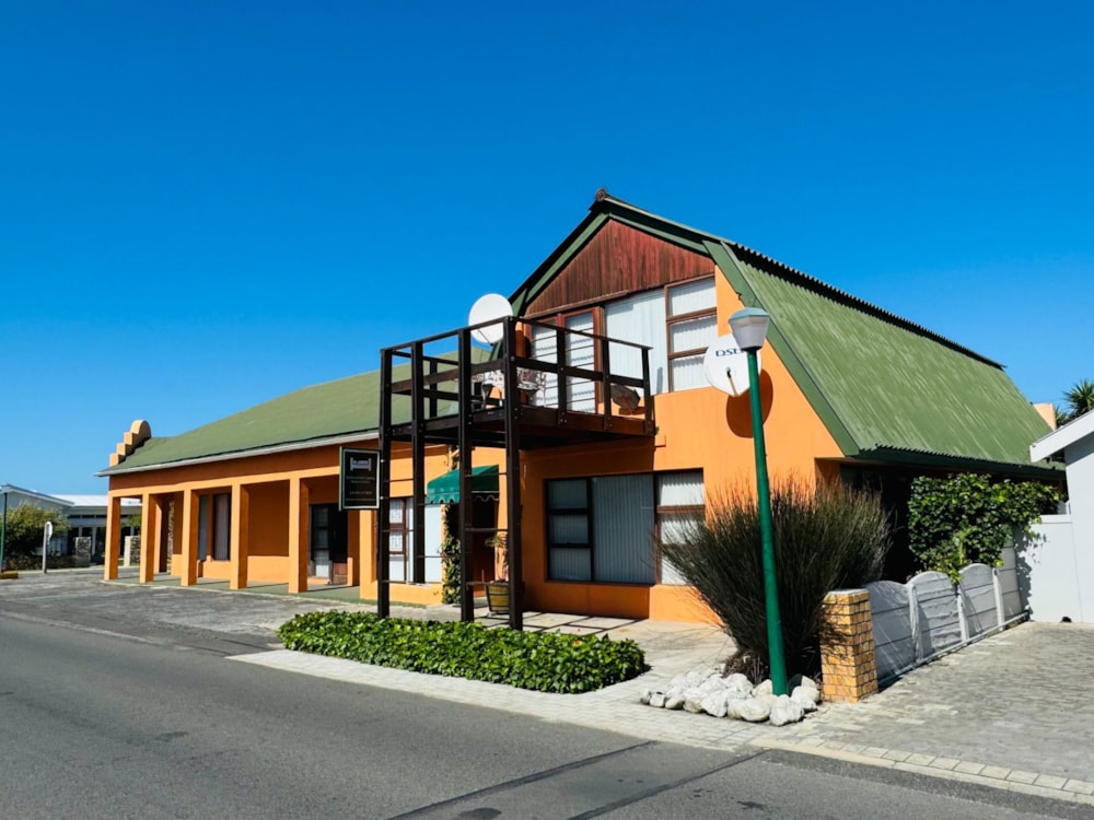 House for sale in Kleinmond - KN1681230 House for sale in Kleinmond - KN1681230