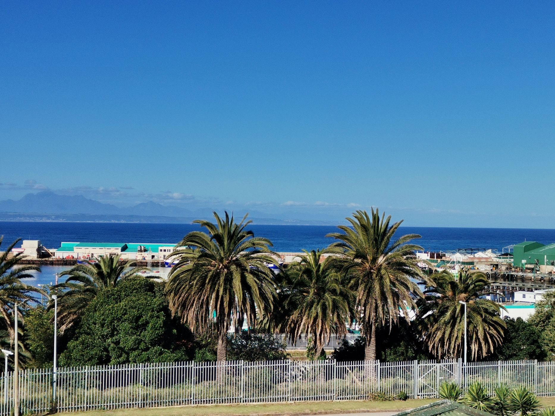 Apartment let in Mossel Bay Central - 1MB1682950