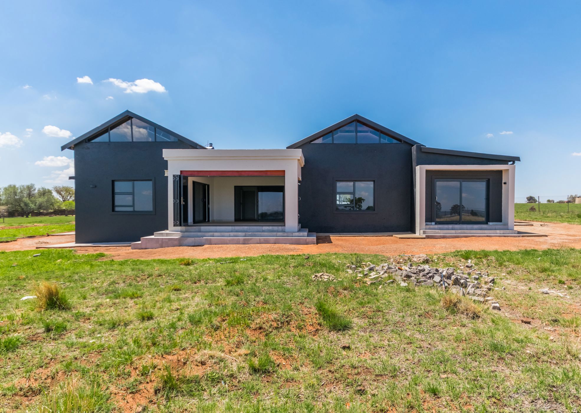 Smallholding for sale in Rikasrus - 1KR1745255
