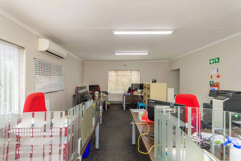 Commercial office for sale in Aston Manor - KTP1679954 Commercial office for sale in Aston Manor - KTP1679954