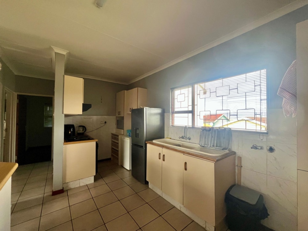 House sold in Mountain View, Uitenhage, Kariega - 1UK1680316 House sold in Mountain View, Uitenhage, Kariega - 1UK1680316