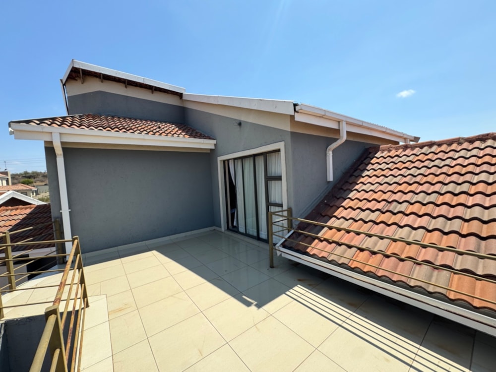 Double-storey house for sale in Serela View - 1PS1679702