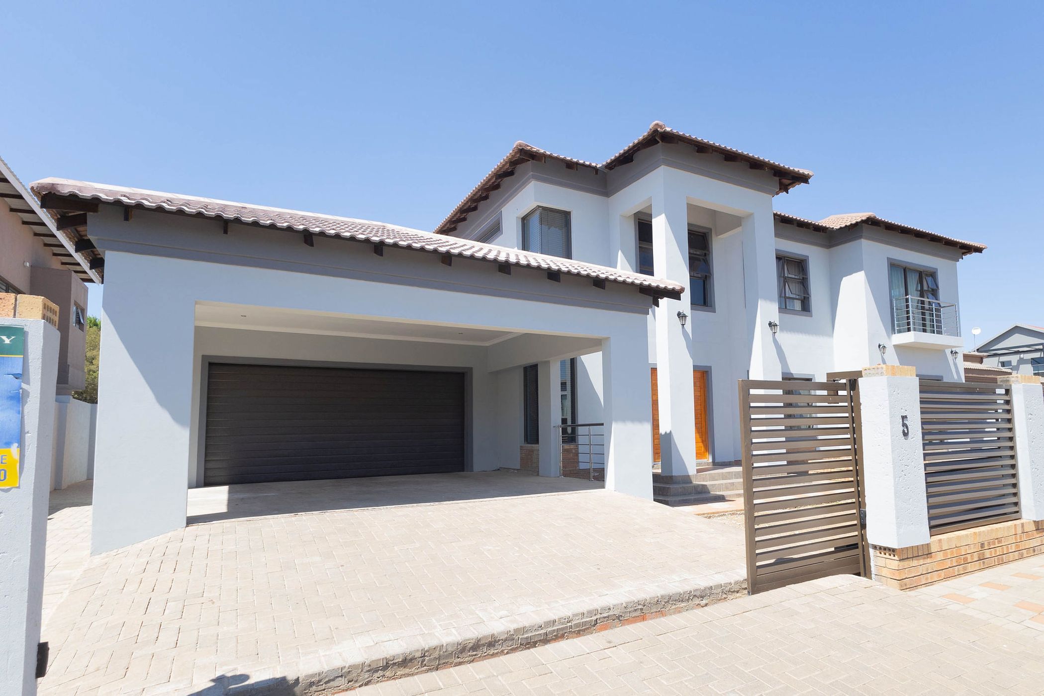 House for sale in Somerton Estate - 1BX1679873