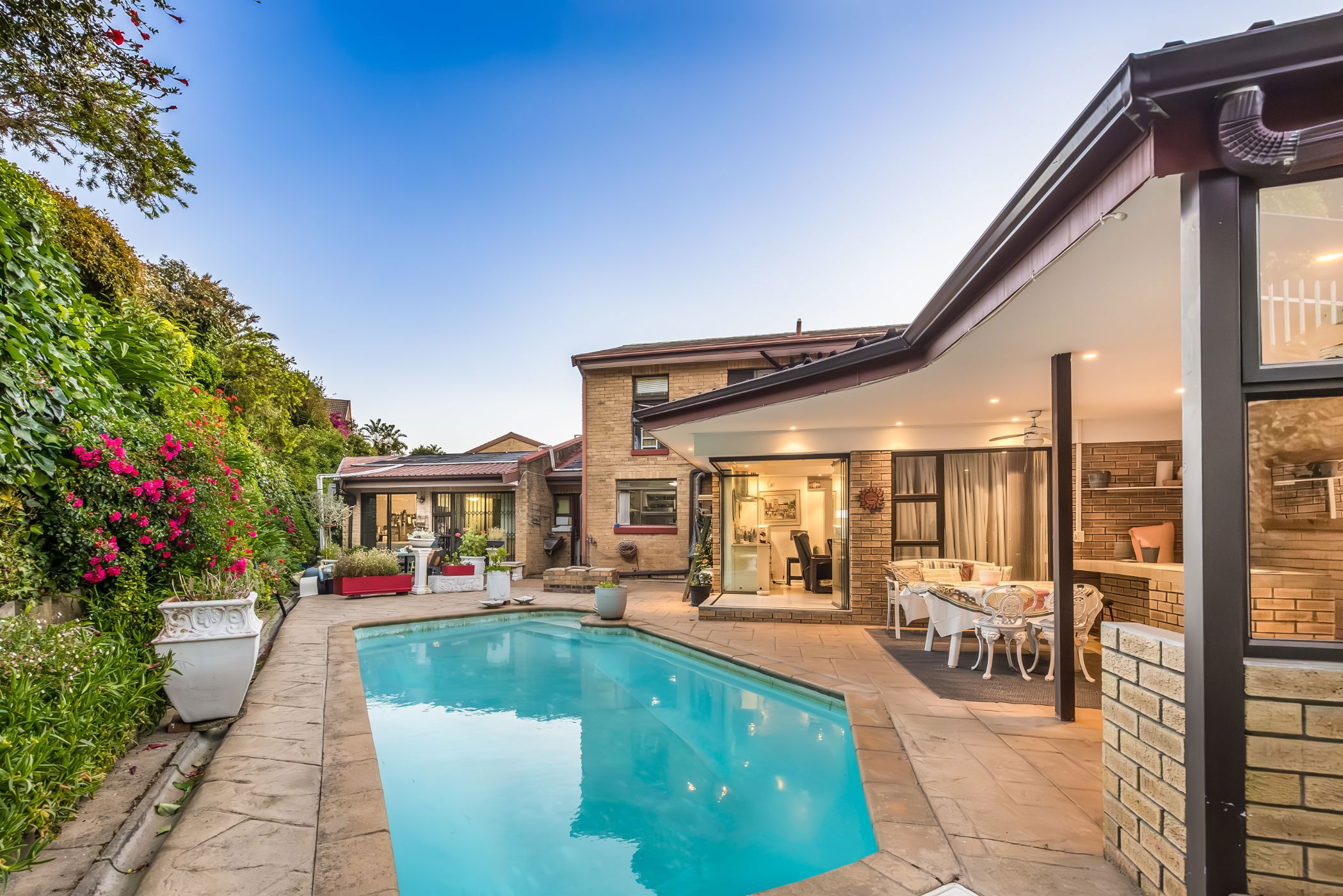 House sold in Selbourne - DBV1680246