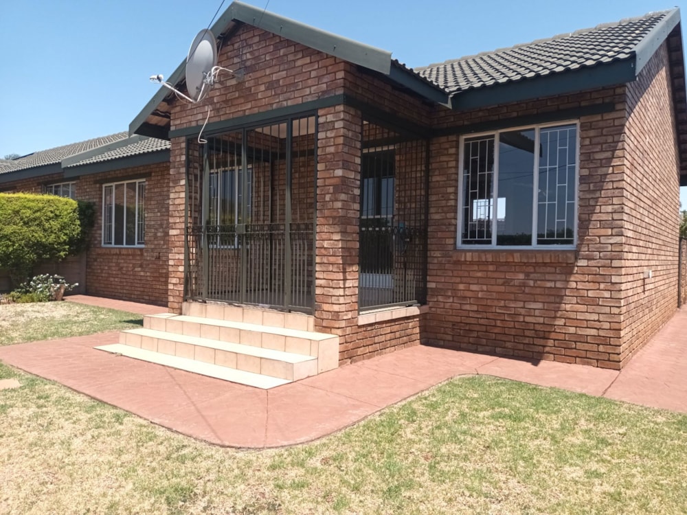 House sold in East Lynne - PT1680121 House sold in East Lynne - PT1680121