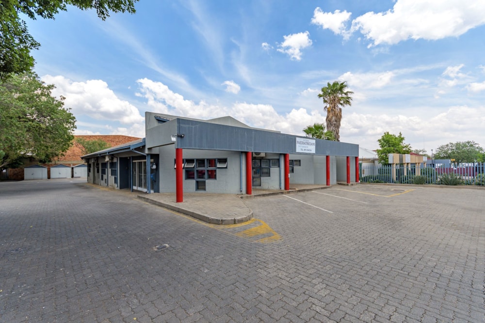 Commercial office for sale in New Redruth - 1GV1681838 Commercial office for sale in New Redruth - 1GV1681838