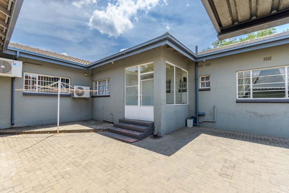 Commercial office for sale in New Redruth - 1GV1681838 Commercial office for sale in New Redruth - 1GV1681838