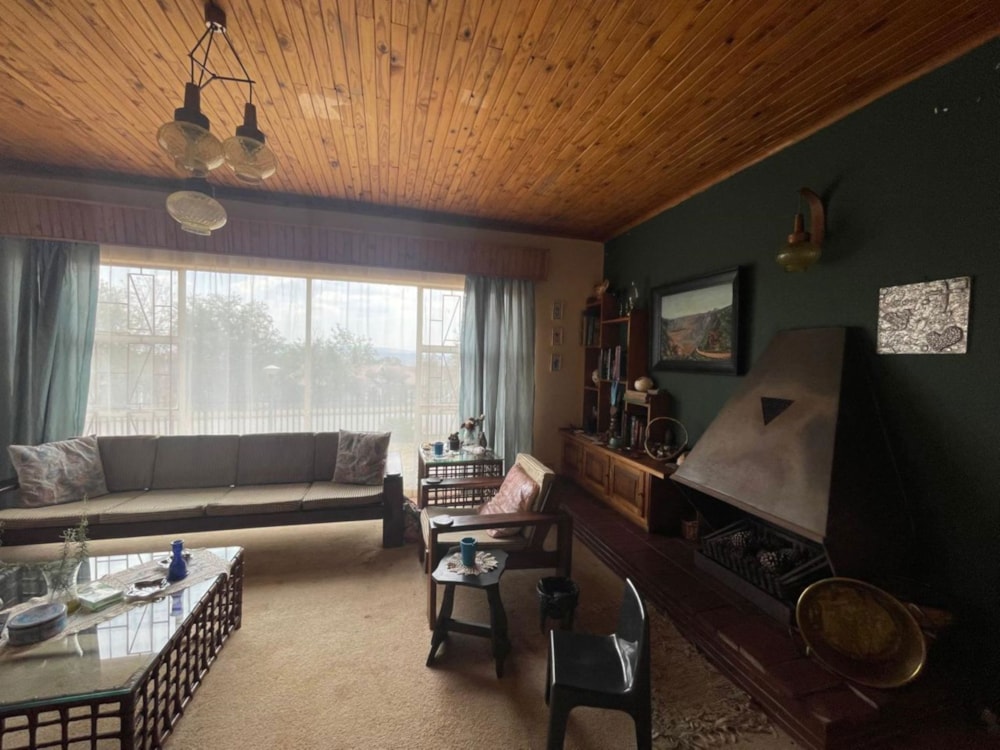 House for sale in Machadodorp, Mpumalanga - 1DS1681229