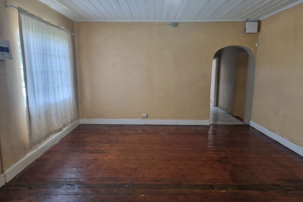 House let in Fort England - 1GC1674599 House let in Fort England - 1GC1674599