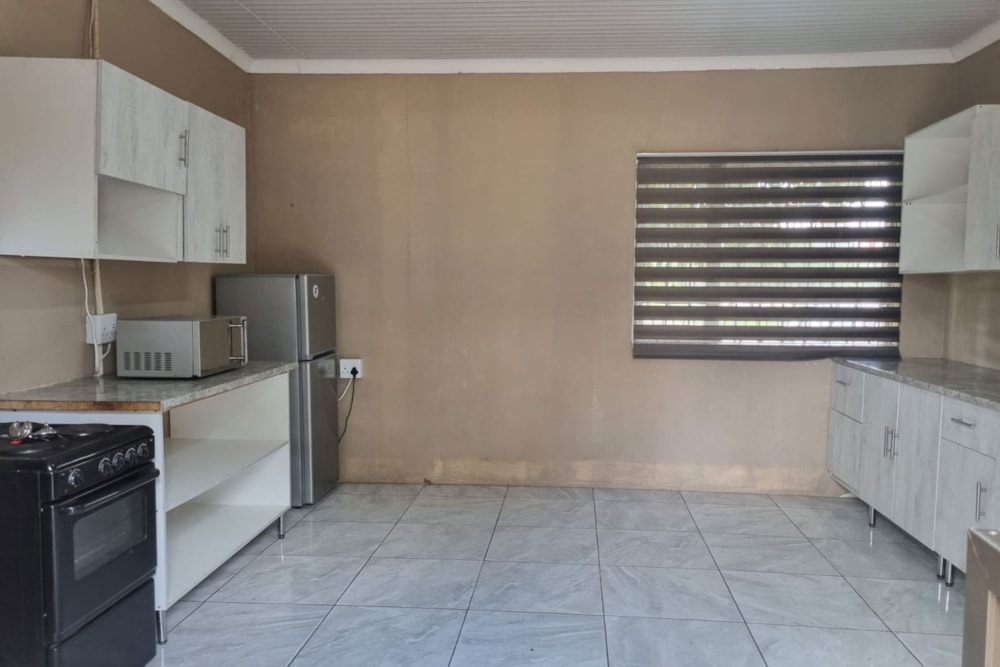 House let in Fort England - 1GC1674599 House let in Fort England - 1GC1674599