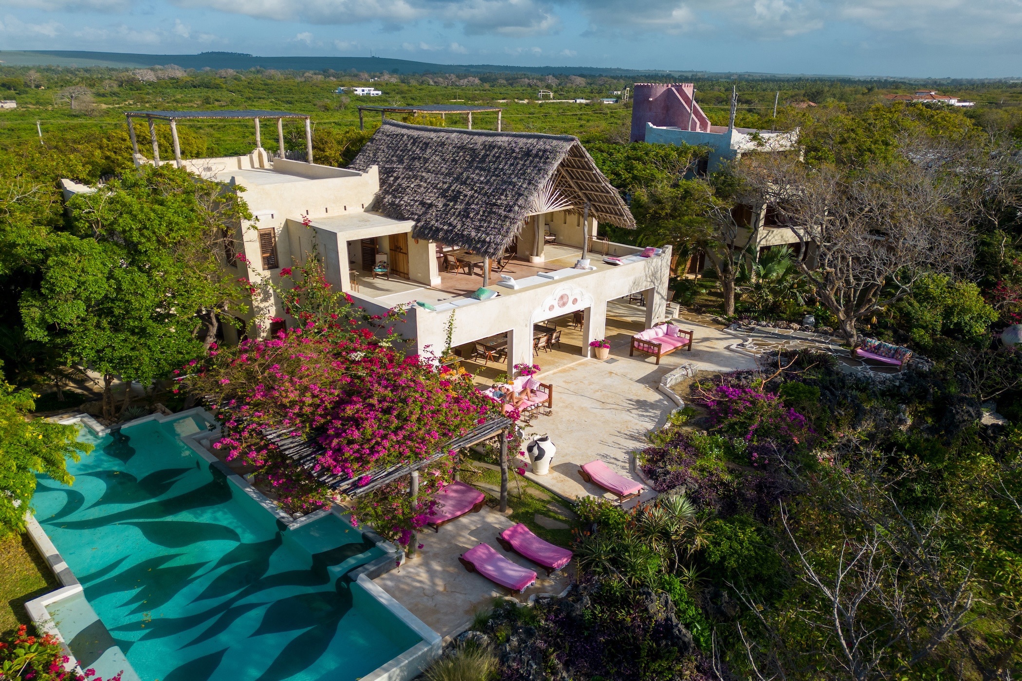 Beachfront villa to rent in Vipingo, Kenya - 3KE1680185