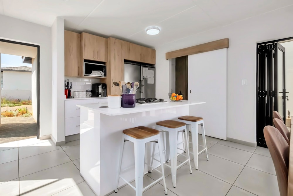 Double-storey house for sale in Little Falls - RDT1680563 Double-storey house for sale in Little Falls - RDT1680563