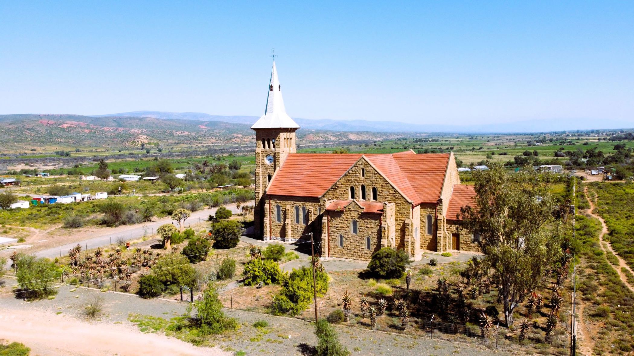 Commercial Building for sale in Oudtshoorn - 1OU1680969