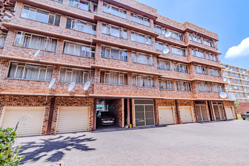 Apartment for sale in Sunnyside, Pretoria East - PT1679003 Apartment for sale in Sunnyside, Pretoria East - PT1679003