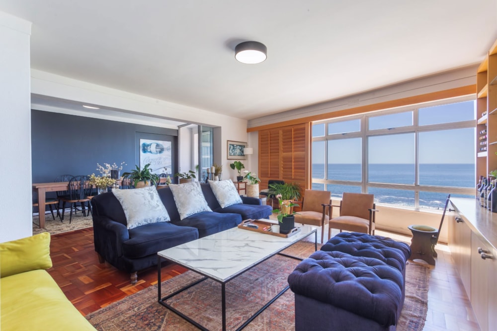 Apartment for sale in Three Anchor Bay - AS1680871