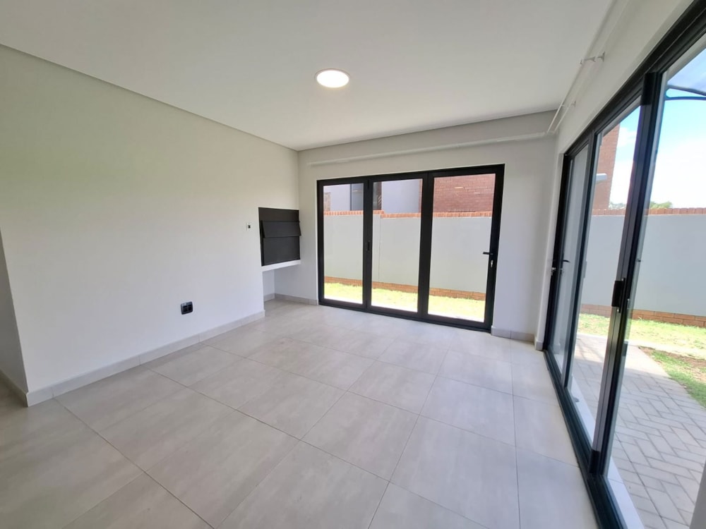 Townhouse for sale in Somerton Estate - 1BX1682674