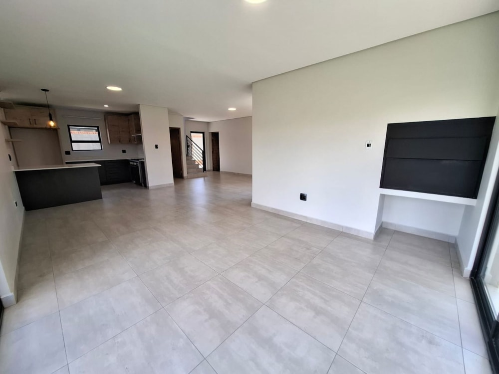 Townhouse for sale in Somerton Estate - 1BX1682674