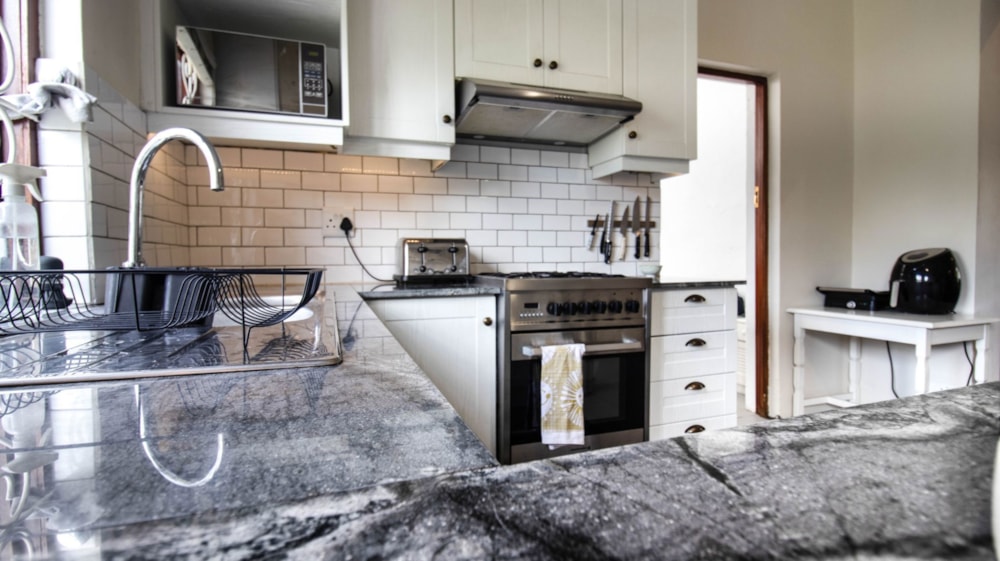 House let in Observatory, Cape Town - RBL1679704 House let in Observatory, Cape Town - RBL1679704