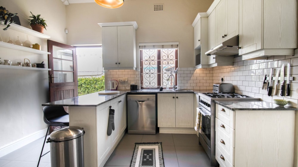 House let in Observatory, Cape Town - RBL1679704 House let in Observatory, Cape Town - RBL1679704