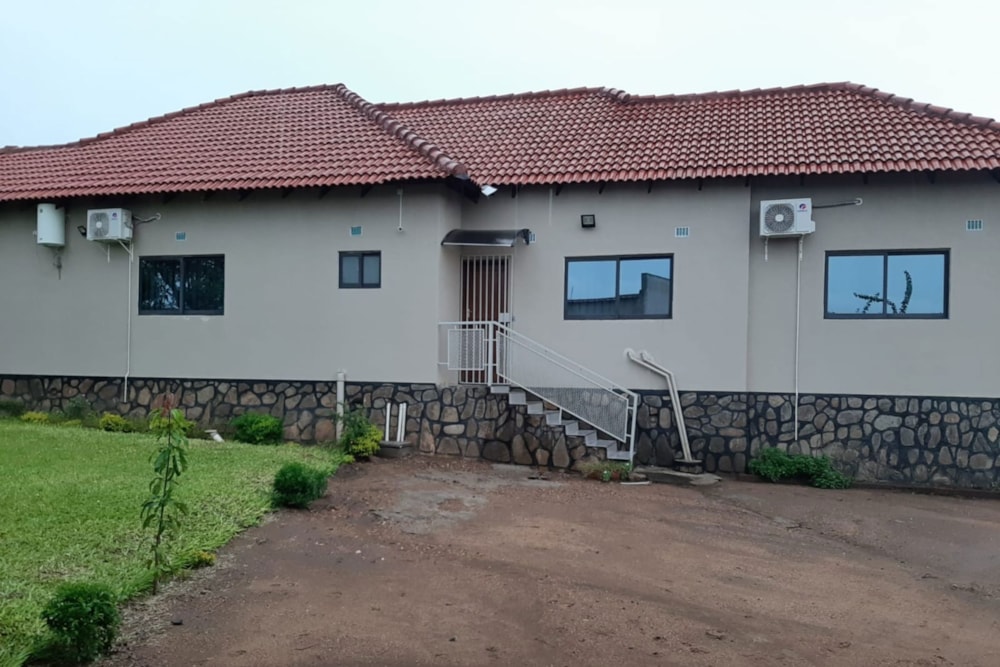 House for sale in Tete, Tete, Mozambique - 3MQ1679880