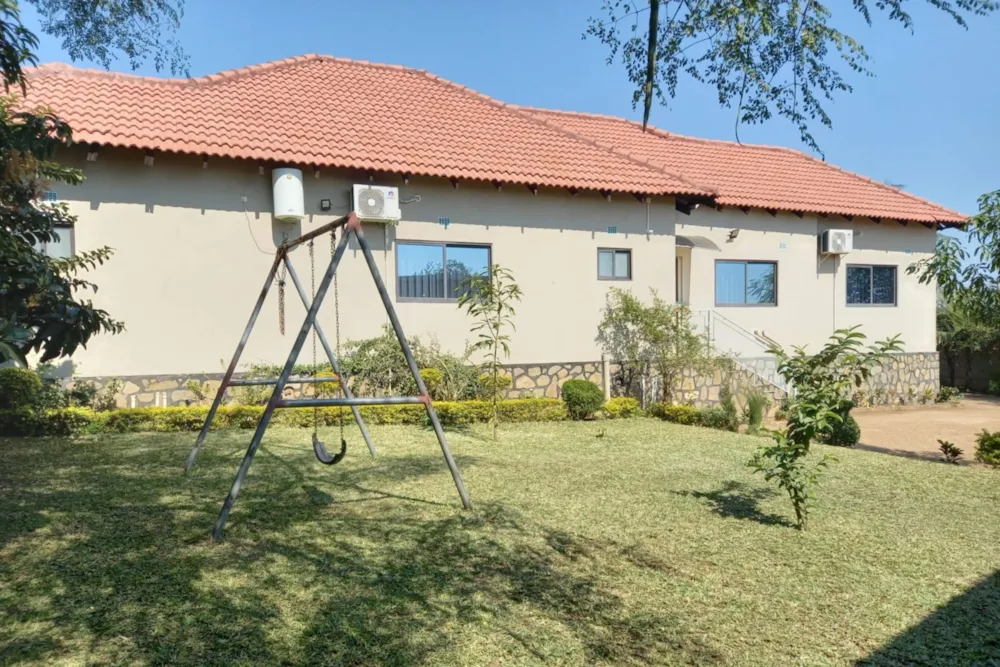 House for sale in Tete, Tete, Mozambique - 3MQ1679880 House for sale in Tete, Tete, Mozambique - 3MQ1679880