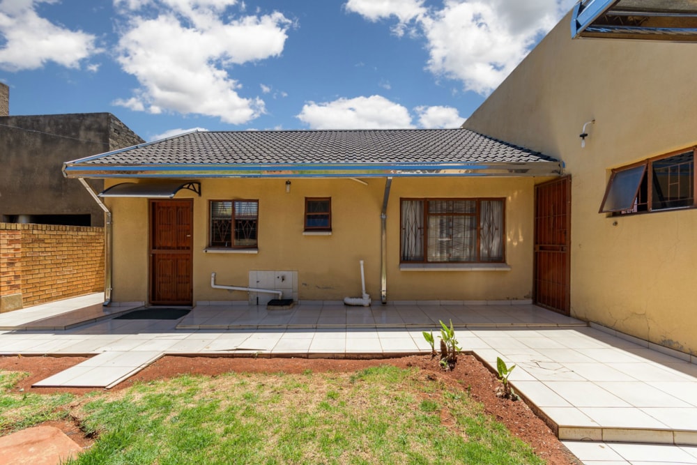 House sold in Vosloorus - BOK1679978 House sold in Vosloorus - BOK1679978