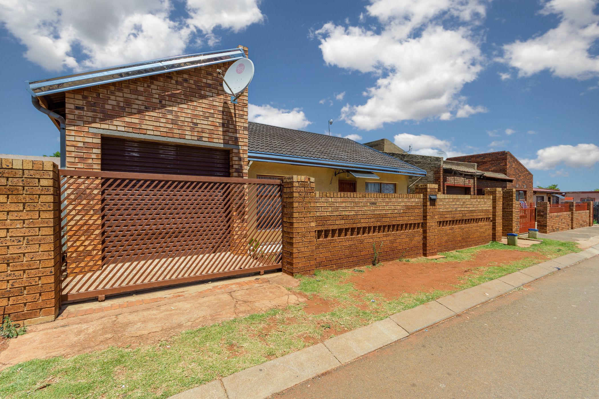 House sold in Vosloorus - BOK1679978