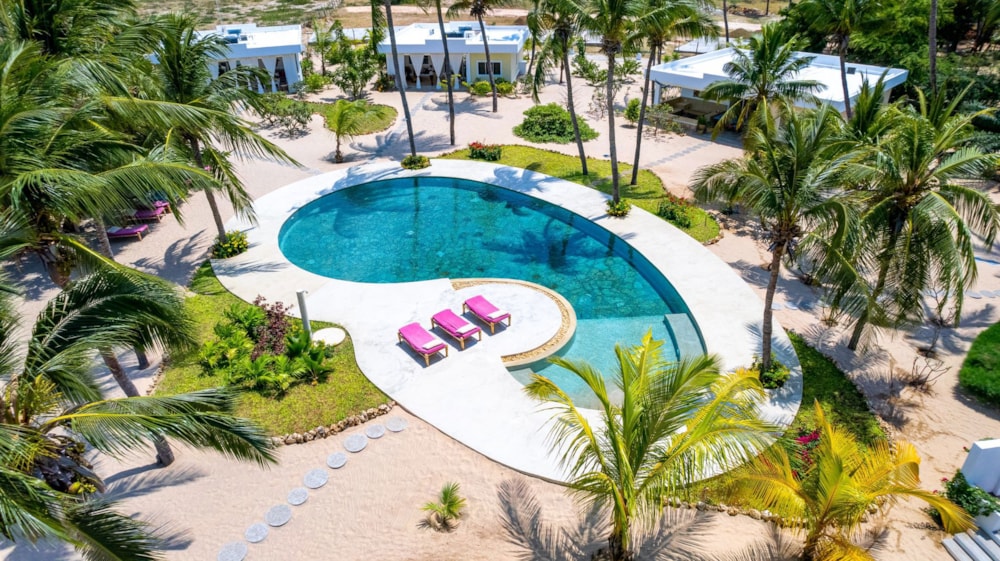 Beachfront villa sold in Malindi, Kenya - 3KE1680570 Beachfront villa sold in Malindi, Kenya - 3KE1680570