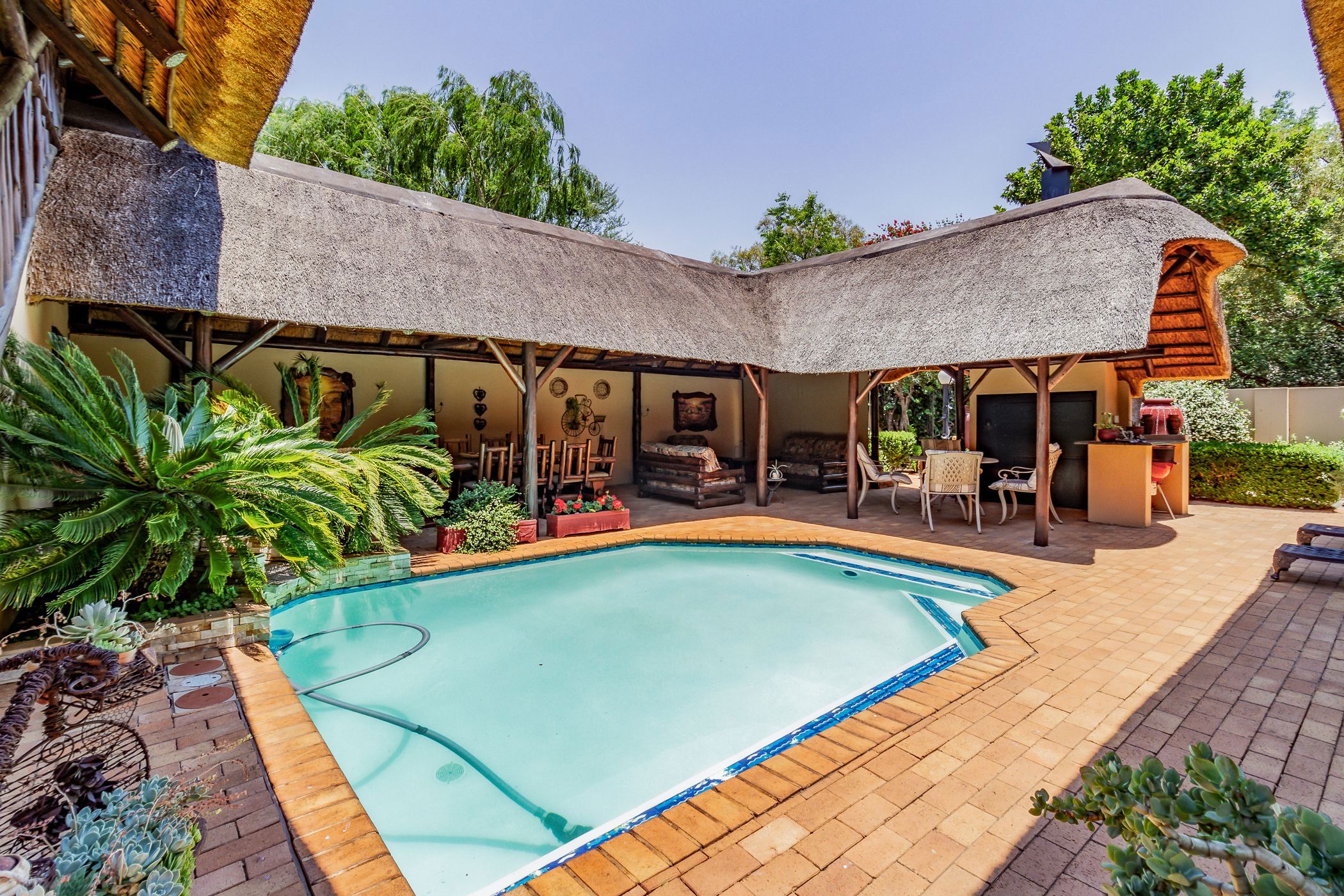 Double-storey house for sale in Lakeland - 1HR1680192