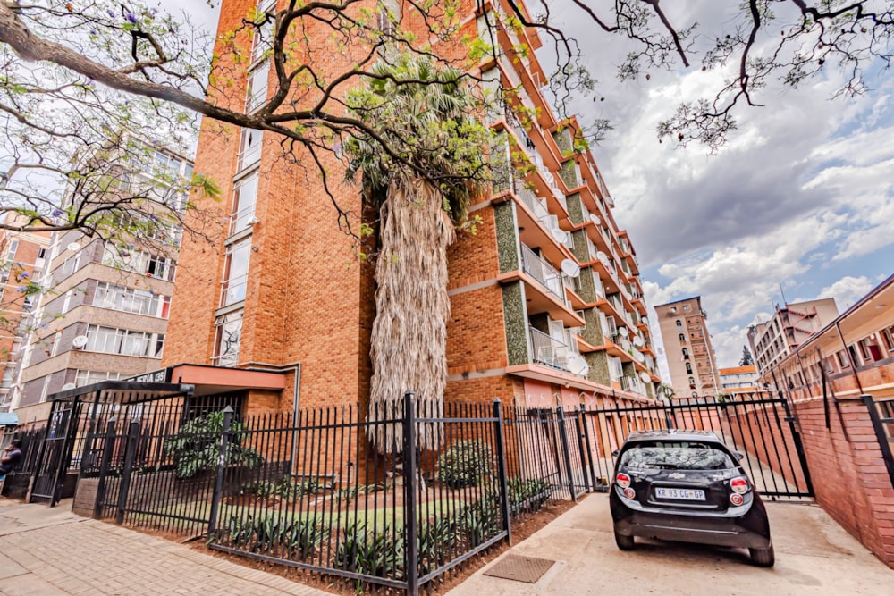 Apartment for sale in Sunnyside, Pretoria East - PT1680111 Apartment for sale in Sunnyside, Pretoria East - PT1680111