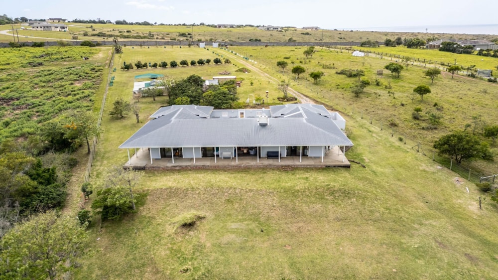 Smallholding sold in Kwelera - 1EZ1680216 Smallholding sold in Kwelera - 1EZ1680216