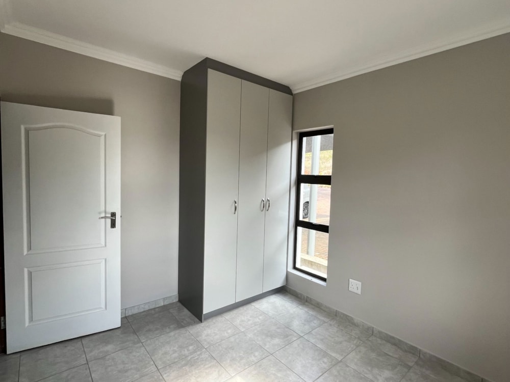 Apartment for sale in Stonehenge - 1NS1680231