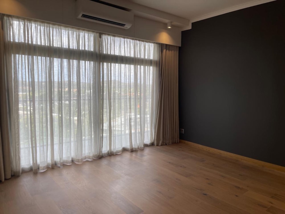 Apartment for sale in Menlyn - PT1680212