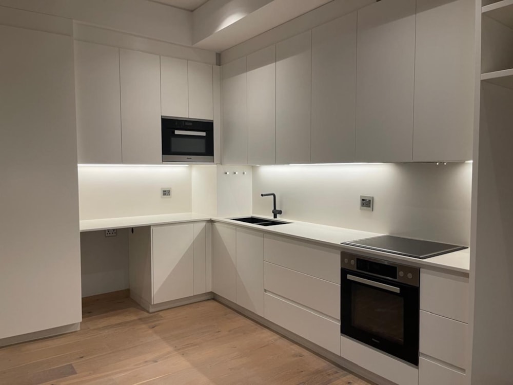 Apartment for sale in Menlyn - PT1680212